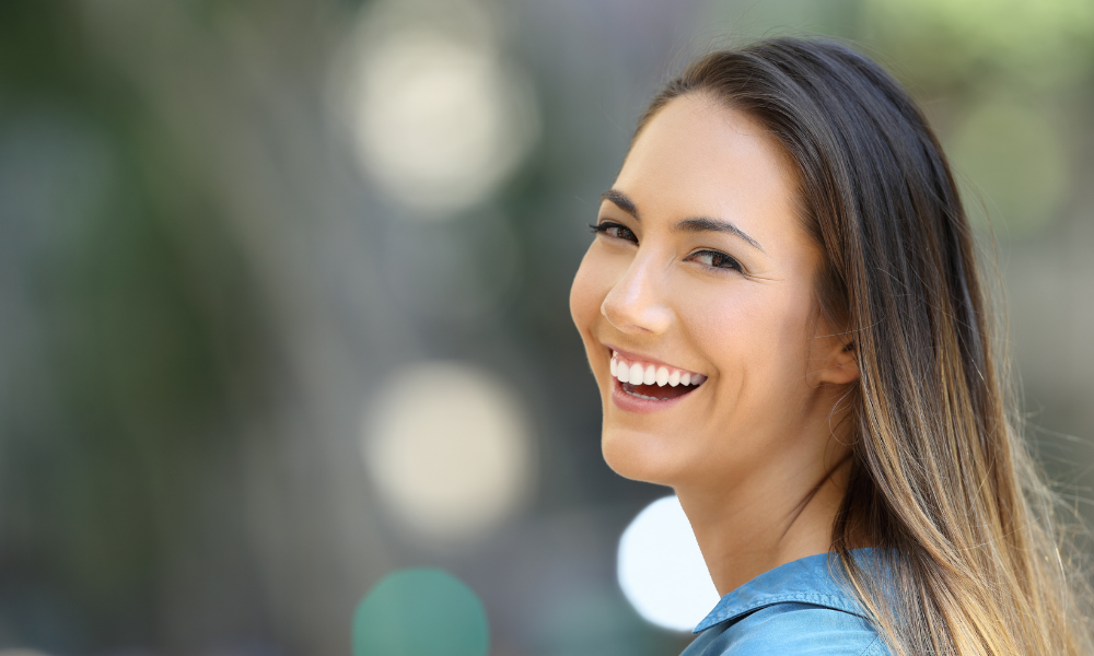 Polish dentist Dr. Beata Rzepka at Maple Mews Dental consulting with patient